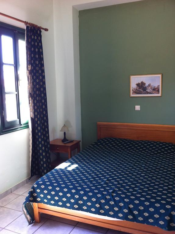 Zannikos Rooms Ermoupoli Camera foto