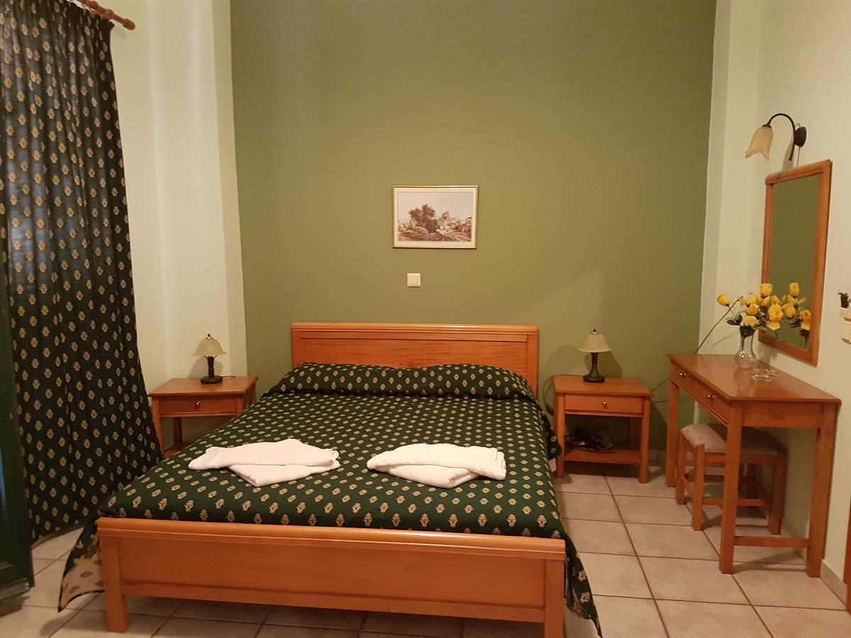 Zannikos Rooms Ermoupoli Esterno foto