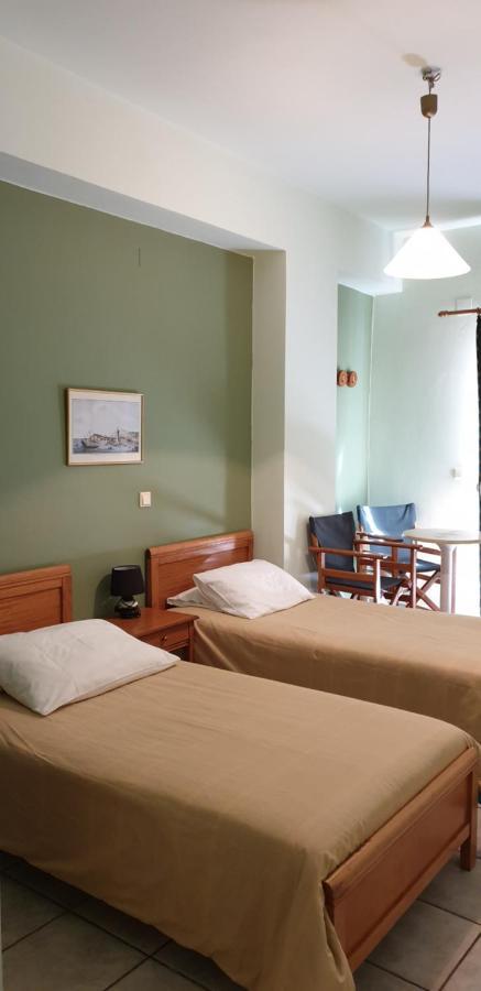 Zannikos Rooms Ermoupoli Esterno foto